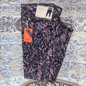 NWT Stylish High Rise Patterned Leggings